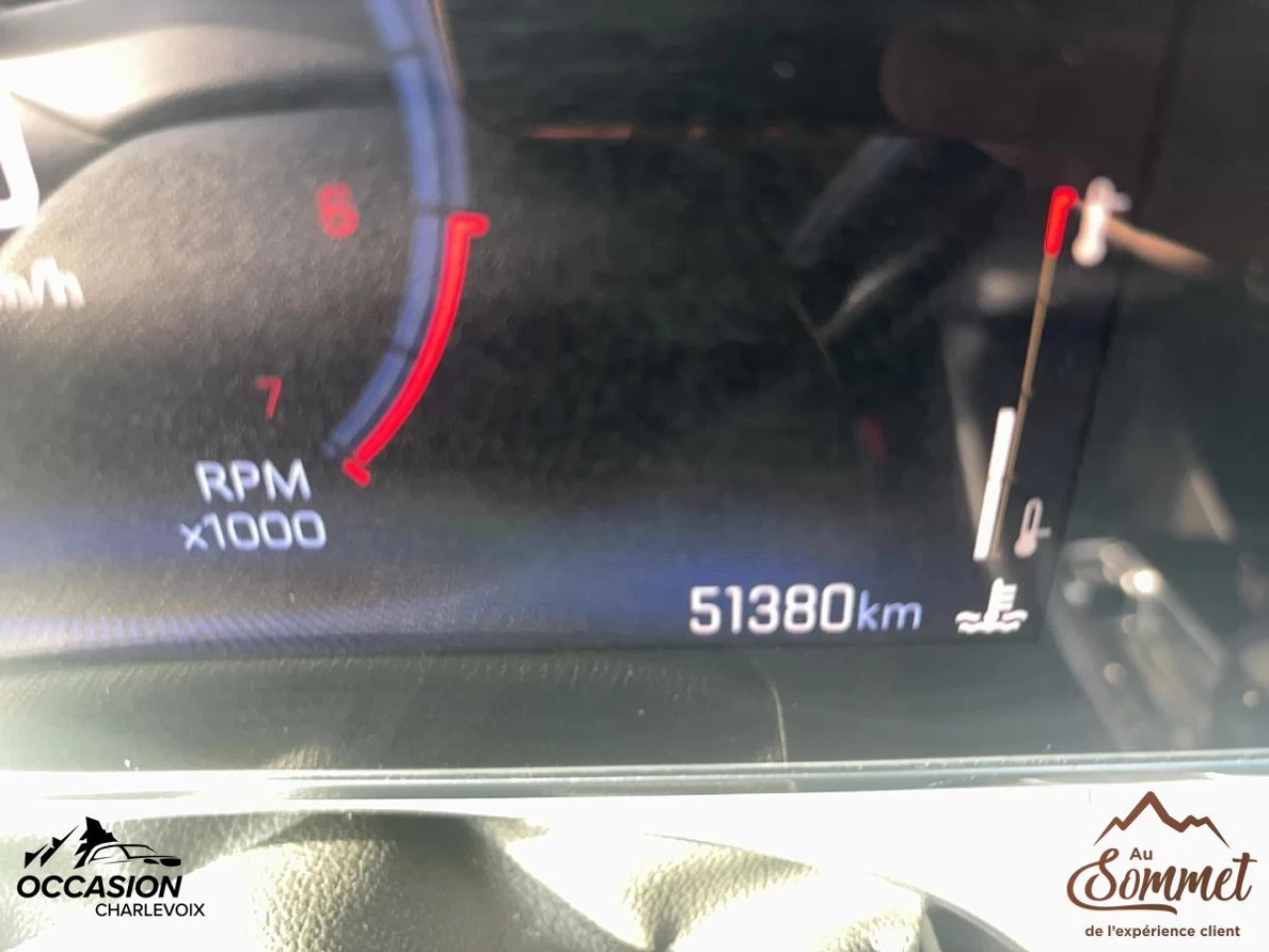 2024 Chevrolet Trax
                                                    FWD 4dr LT Image principale