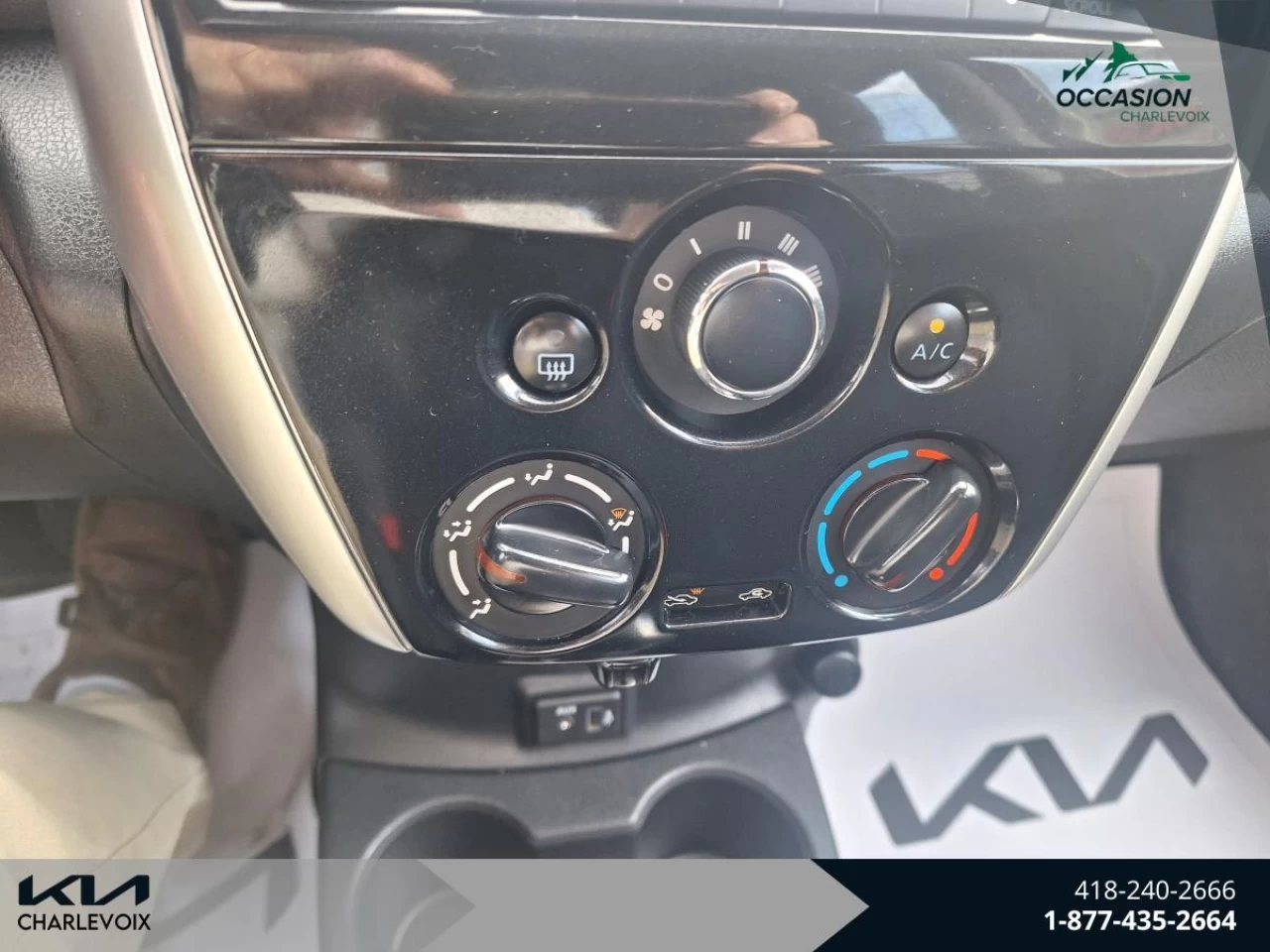 2018 Nissan Versa Note SV CVT Main Image