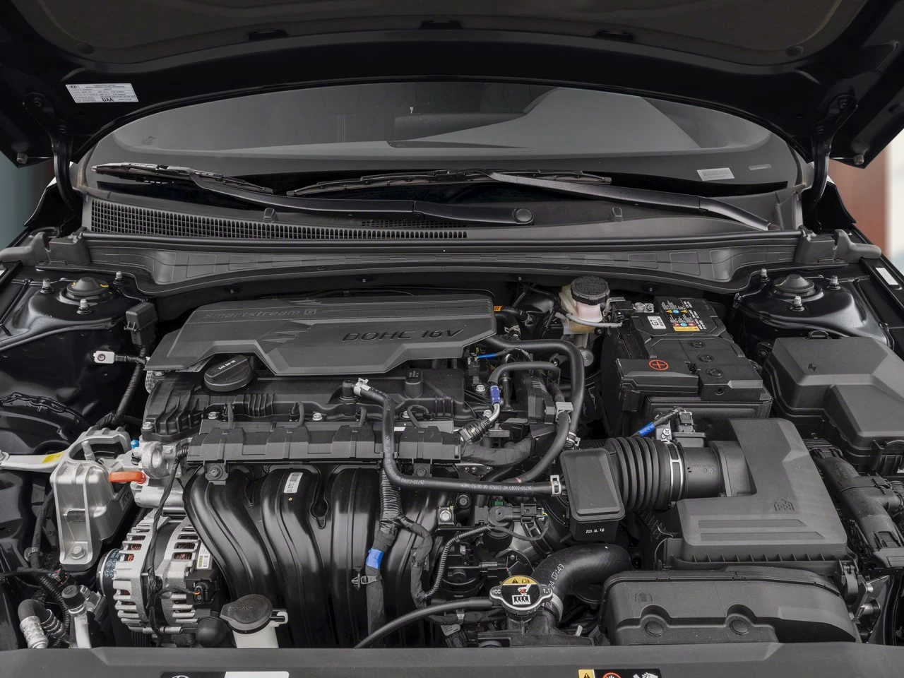 2025 Hyundai Elantra Essential Image principale