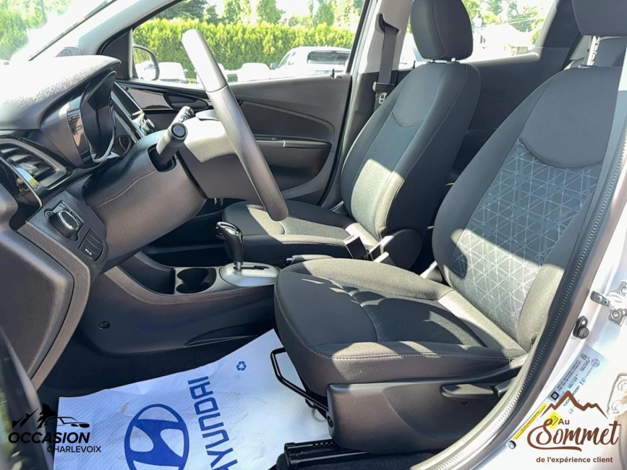 2021 Chevrolet Spark
                                                    4dr HB CVT 1LT Main Image