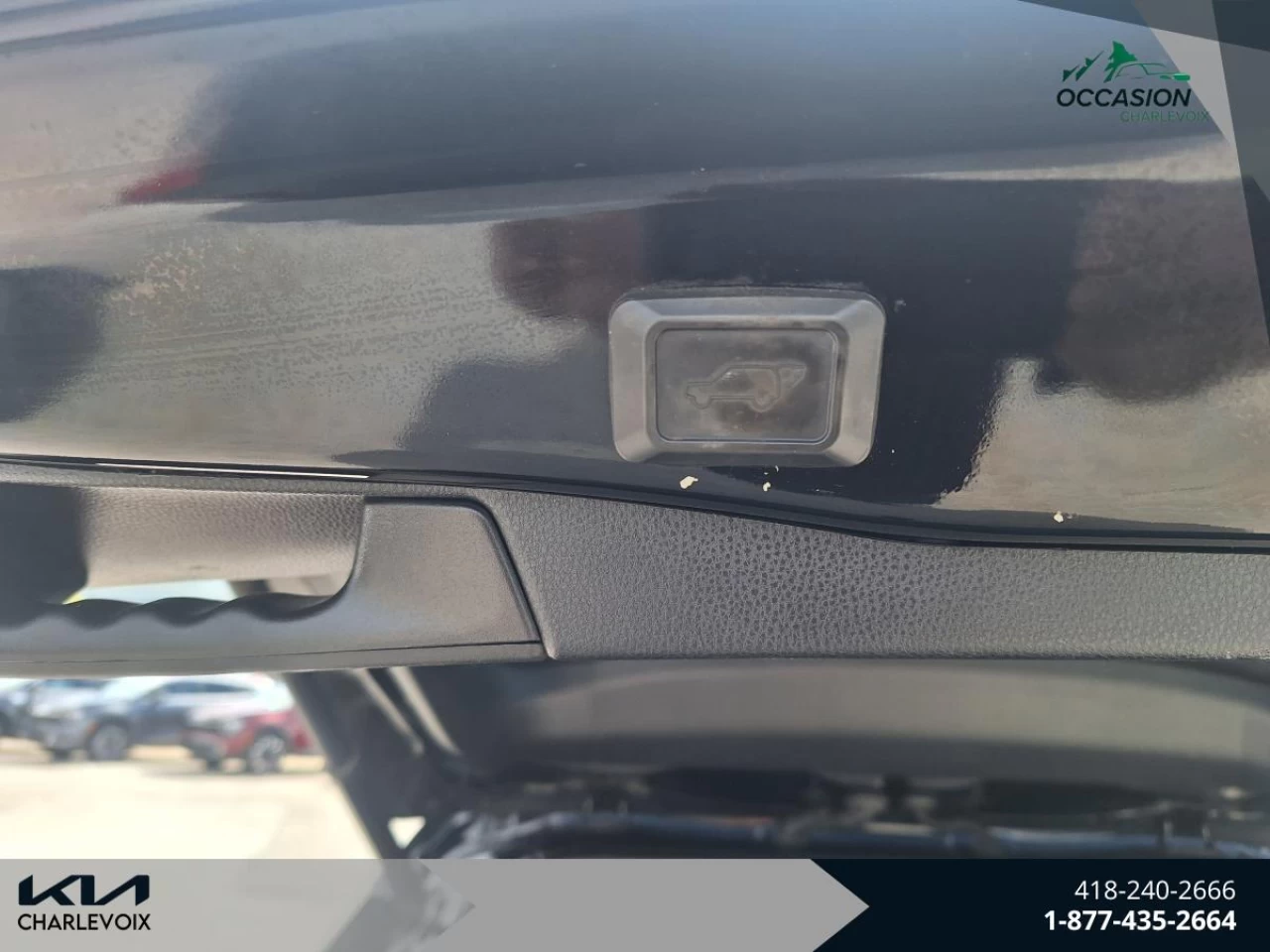 2019 Toyota RAV4 FWD XLE Image principale