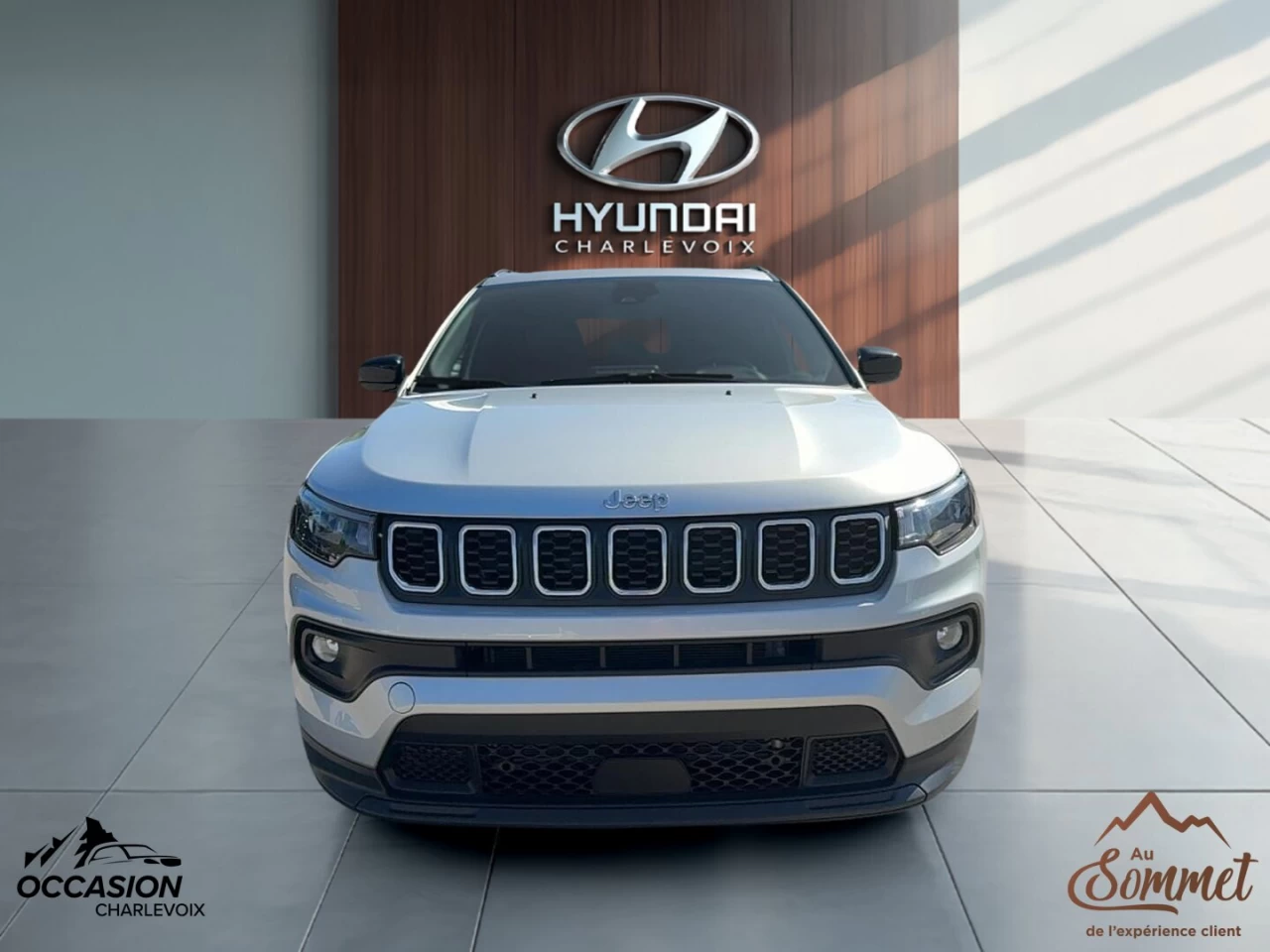 2025 Jeep Compass
                                                    North 4x4 Image principale
