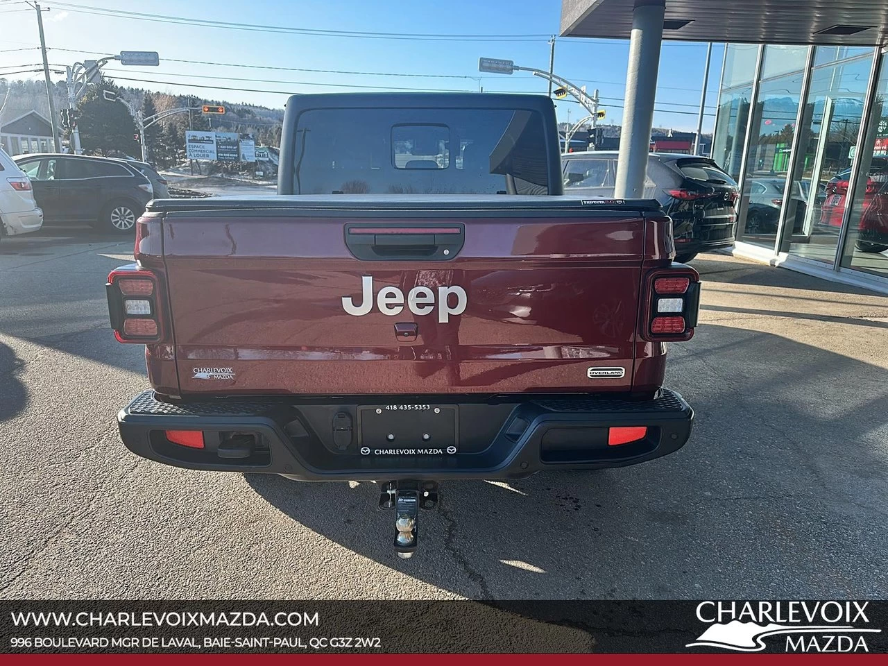 2021 Jeep Gladiator Overland Main Image