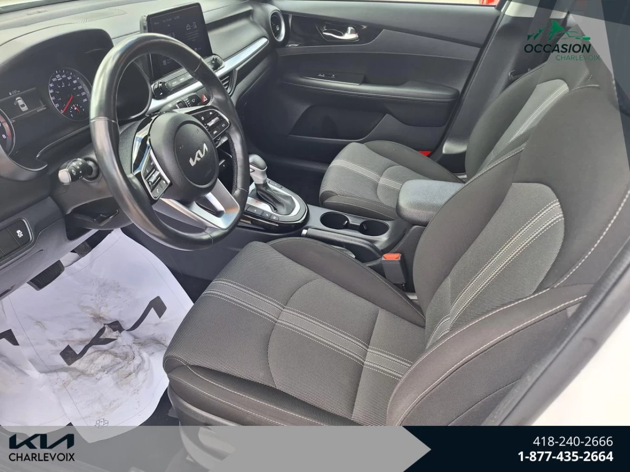 2022 Kia Forte EX IVT Main Image