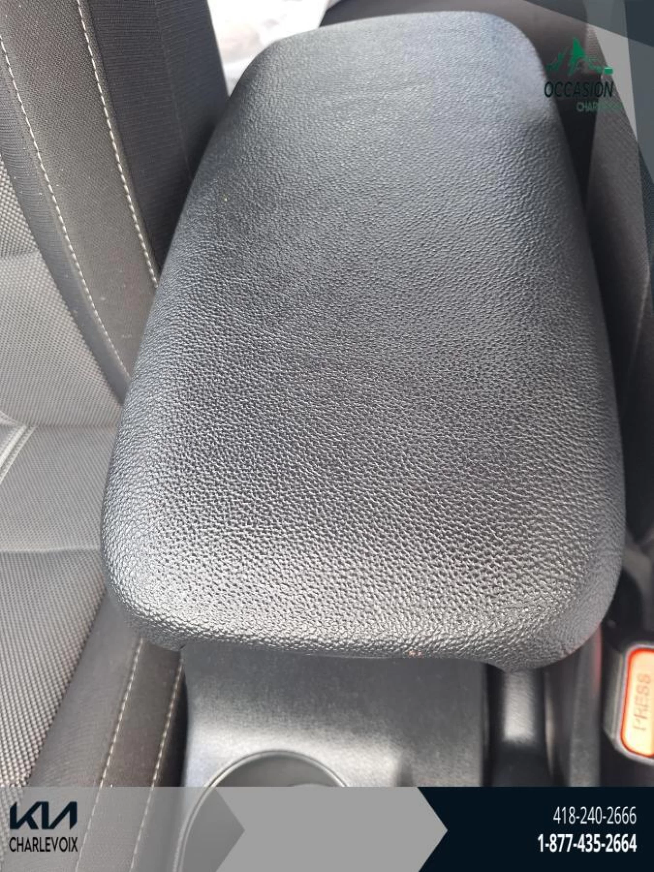 2022 Kia Forte EX IVT Main Image