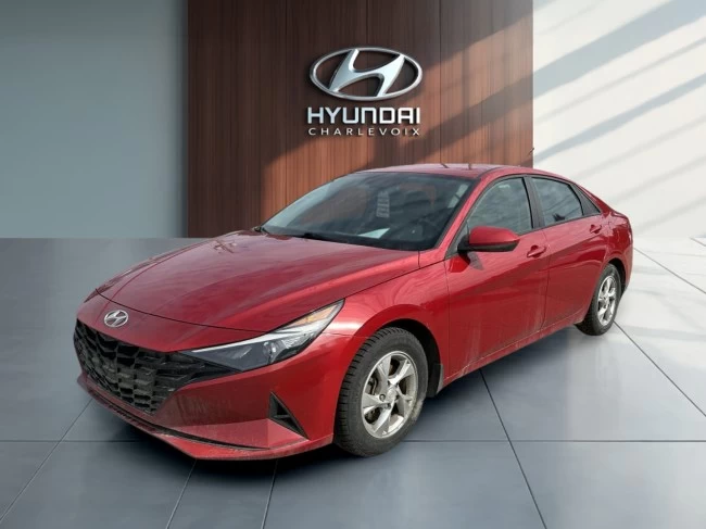 Hyundai Elantra - 2022