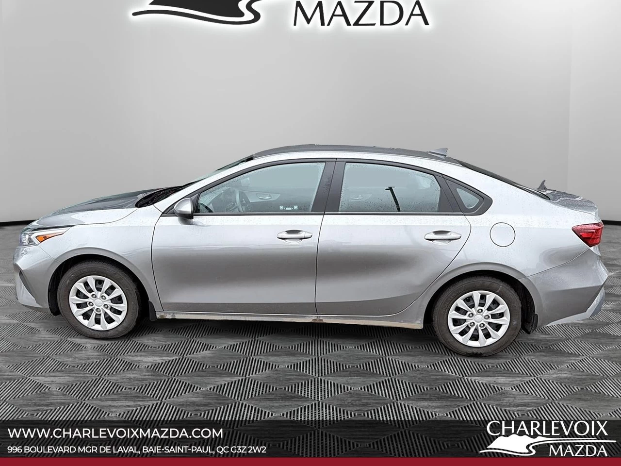 2023 Kia Forte LX Image principale