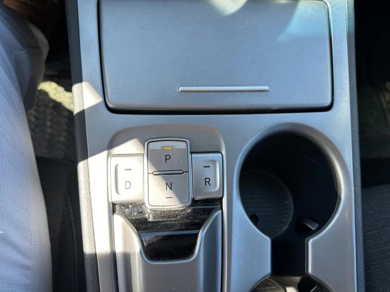 2022 Hyundai Kona electric Preferred FWD w/Two-Tone Roof Main Image