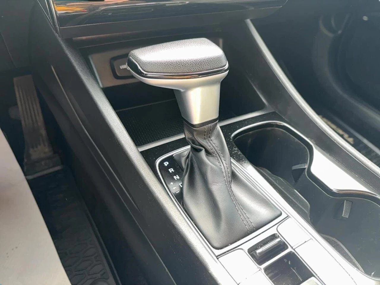 2022 Hyundai Tucson
                                                    Essential AWD Image principale