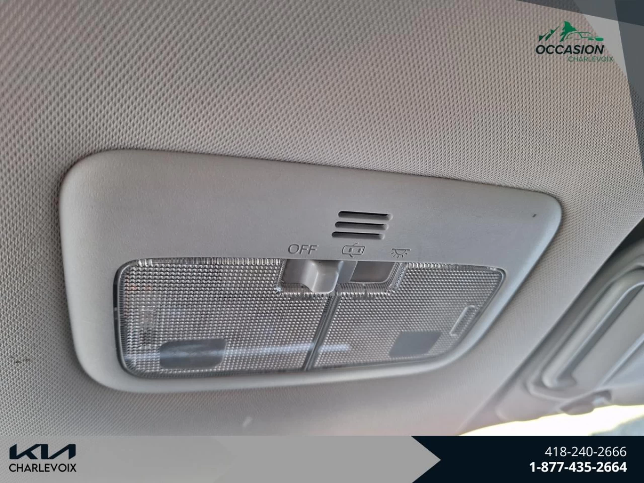 2018 Toyota Corolla LE Image principale