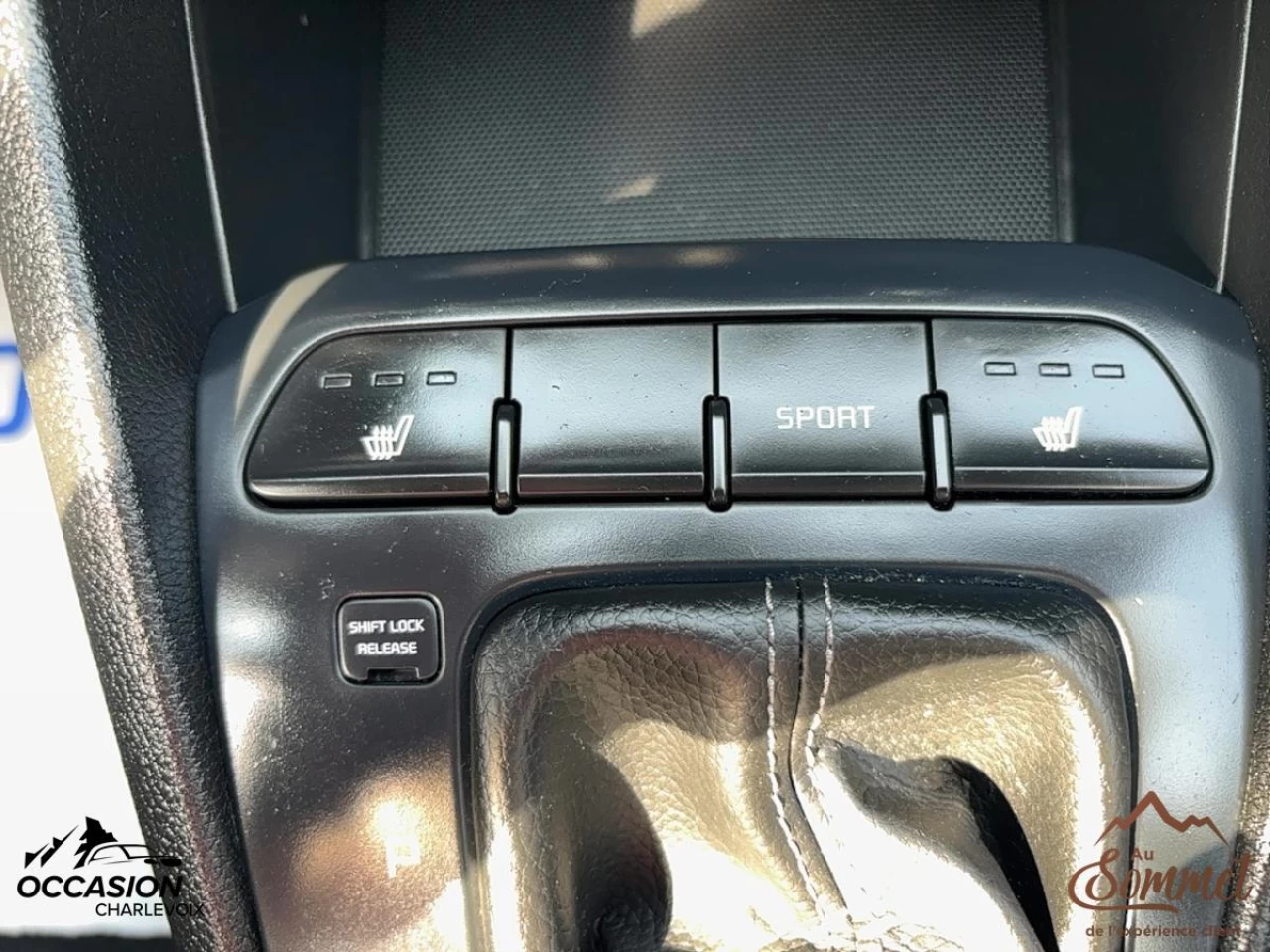2022 Kia Rio5
                                                    LX+ IVT Image principale