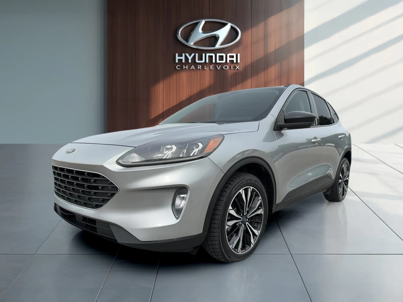2022 Ford Escape SEL AWD Main Image