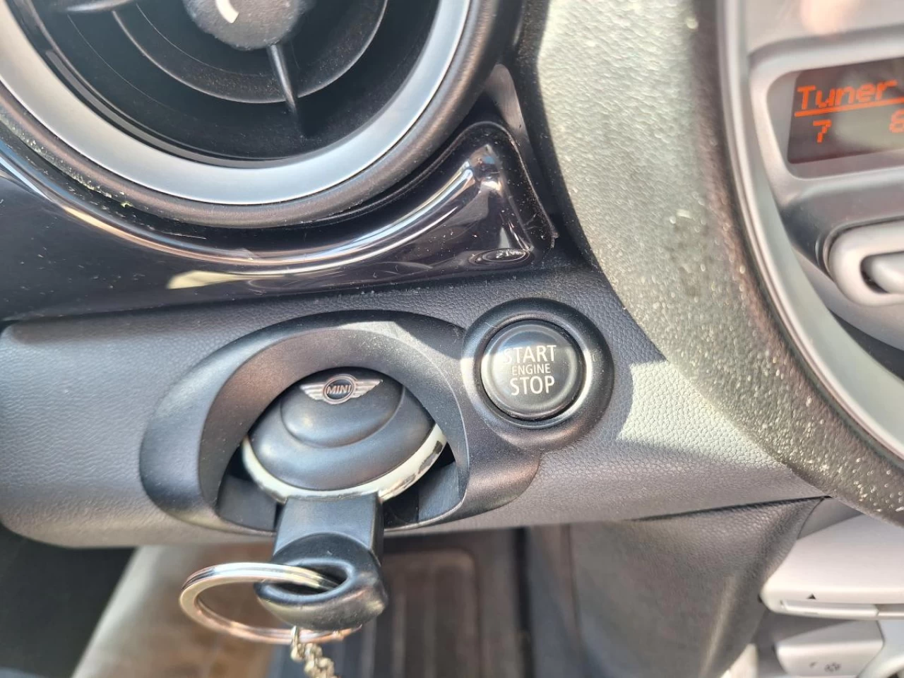 2008 MINI Cooper S 3 Door 2dr Cpe S Image principale
