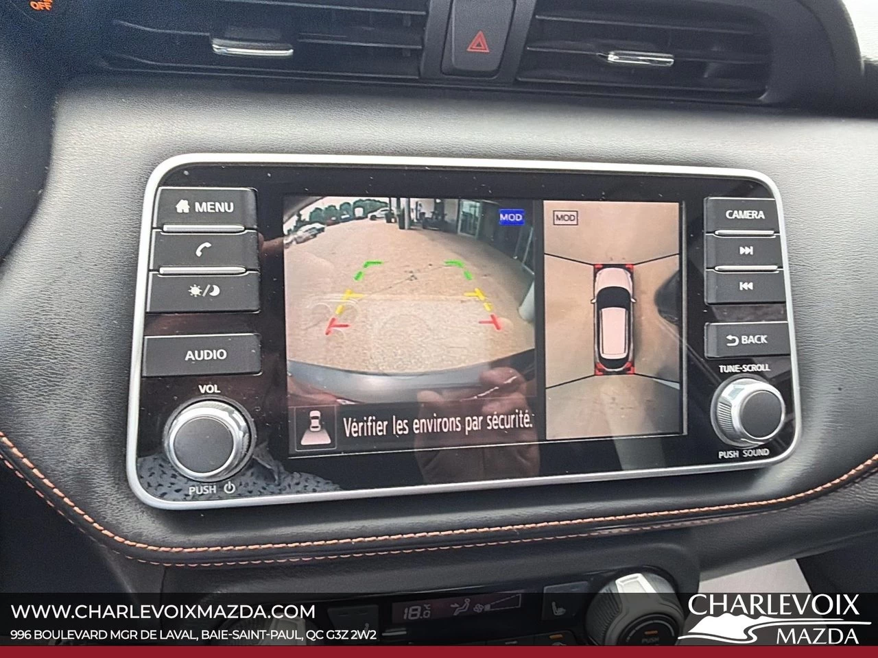 2019 Nissan Kicks SR Main Image
