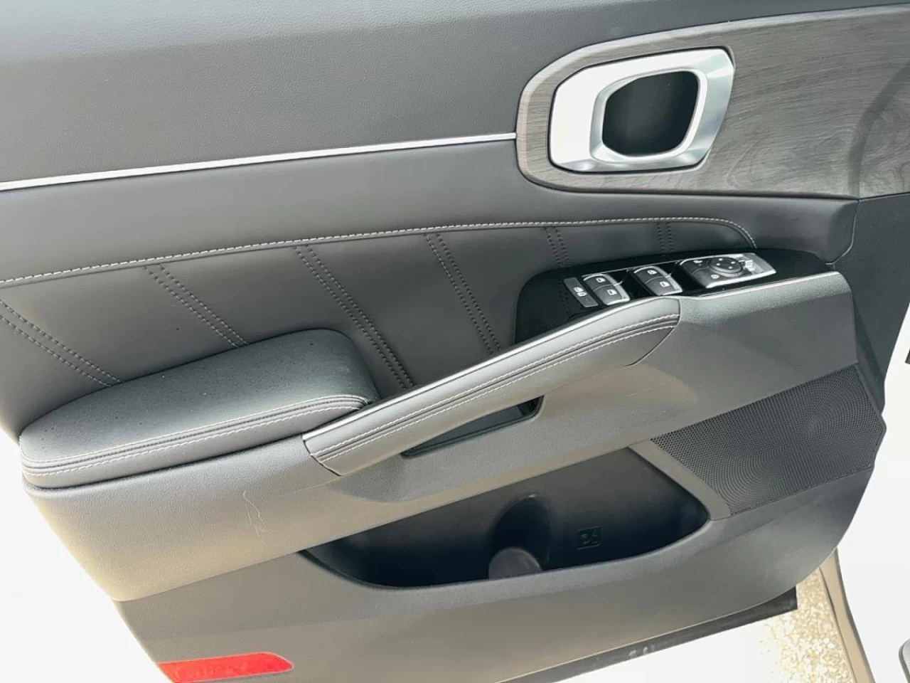 2024 Kia Sorento
                                                    X-Line AWD Main Image