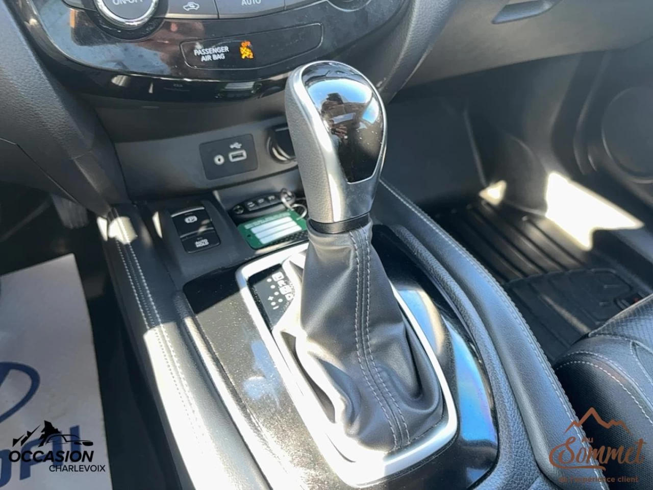 2019 Nissan Qashqai
                                                    AWD SL CVT Image principale