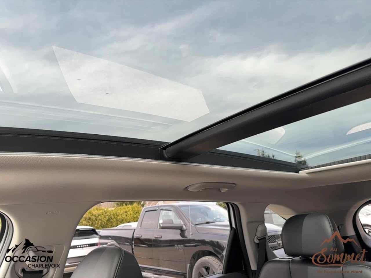 2024 Kia Sorento
                                                    X-Line AWD Main Image