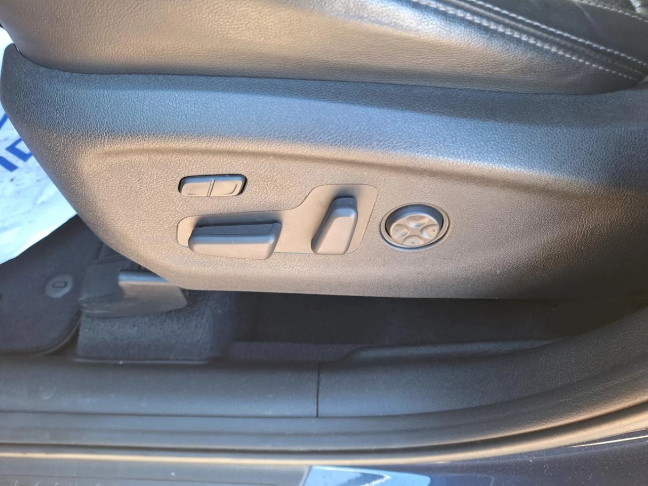 2019 Kia Sorento EX AWD Main Image