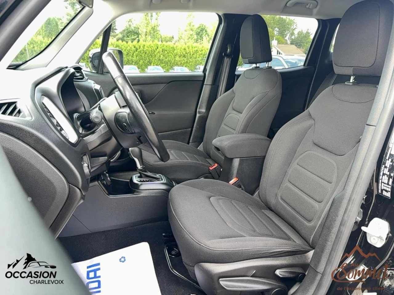 2018 Jeep Renegade
                                                    Altitude 4x4 Image principale