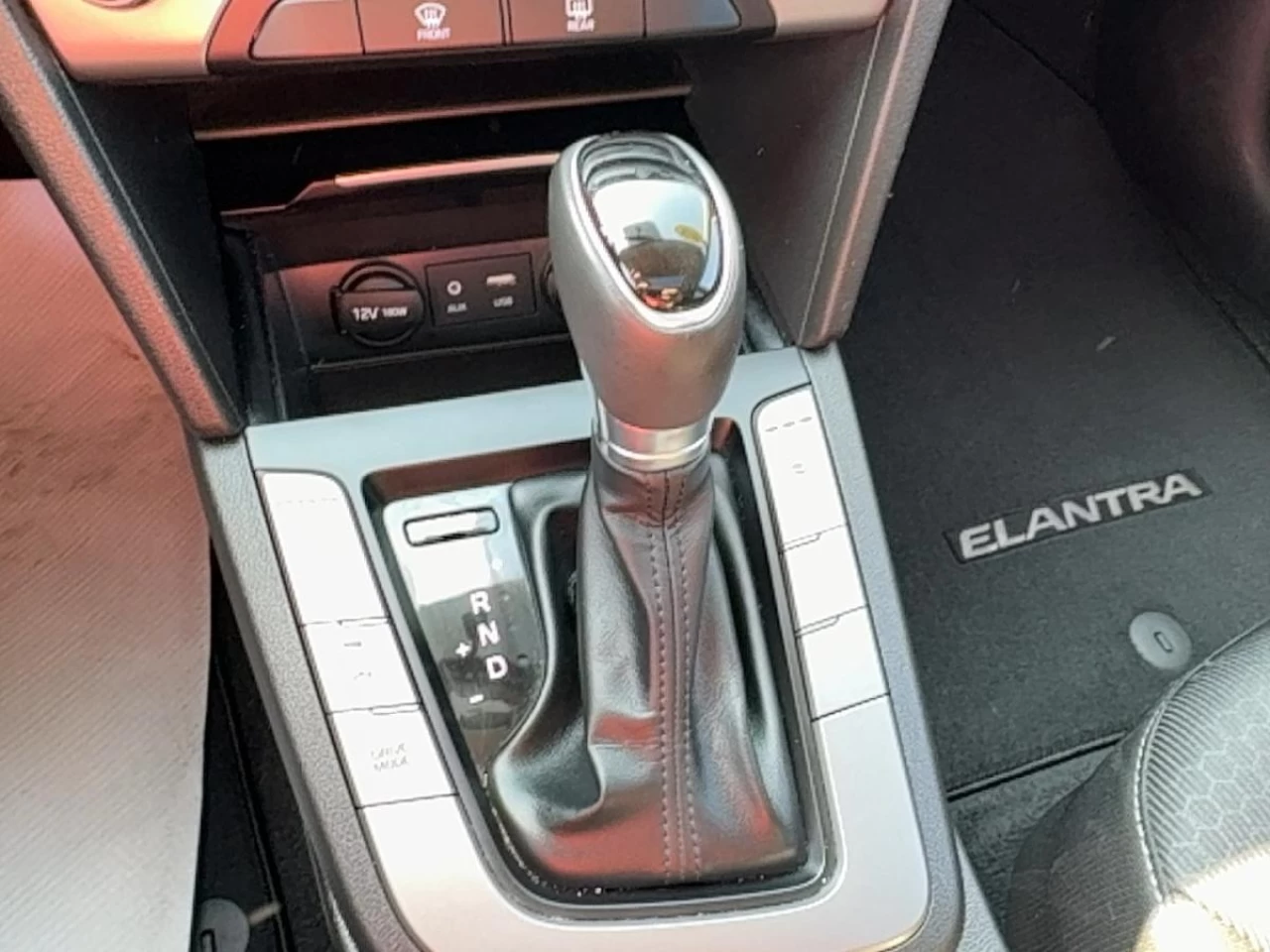 2018 Hyundai Elantra GLS Auto Main Image
