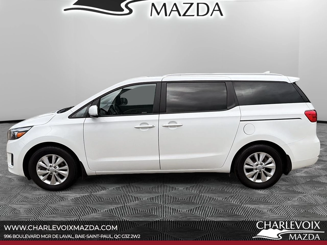 2018 Kia Sedona LX Image principale