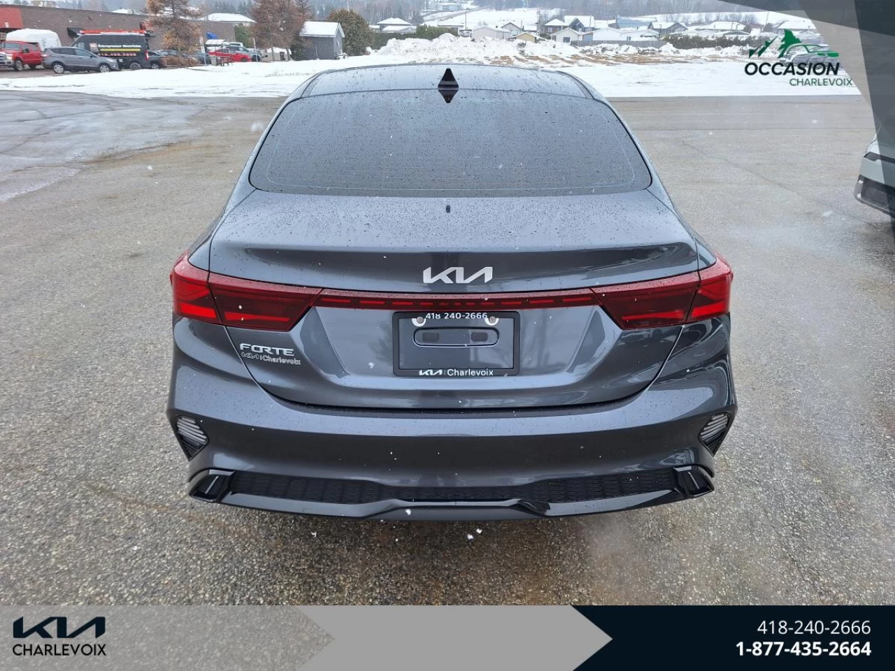 2023 Kia Forte EX Image principale