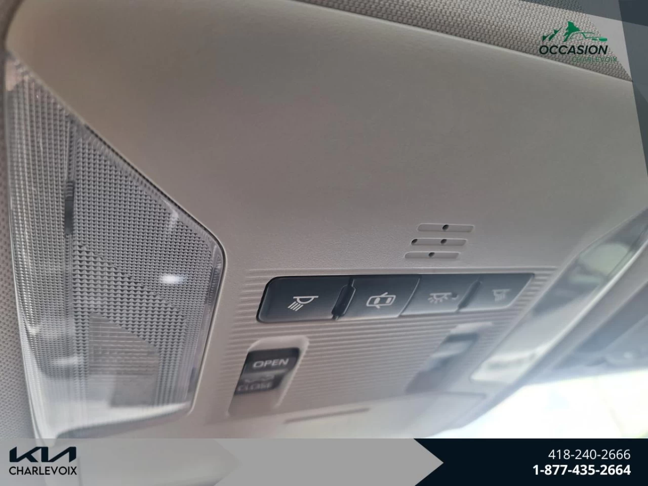 2019 Toyota RAV4 FWD XLE Image principale
