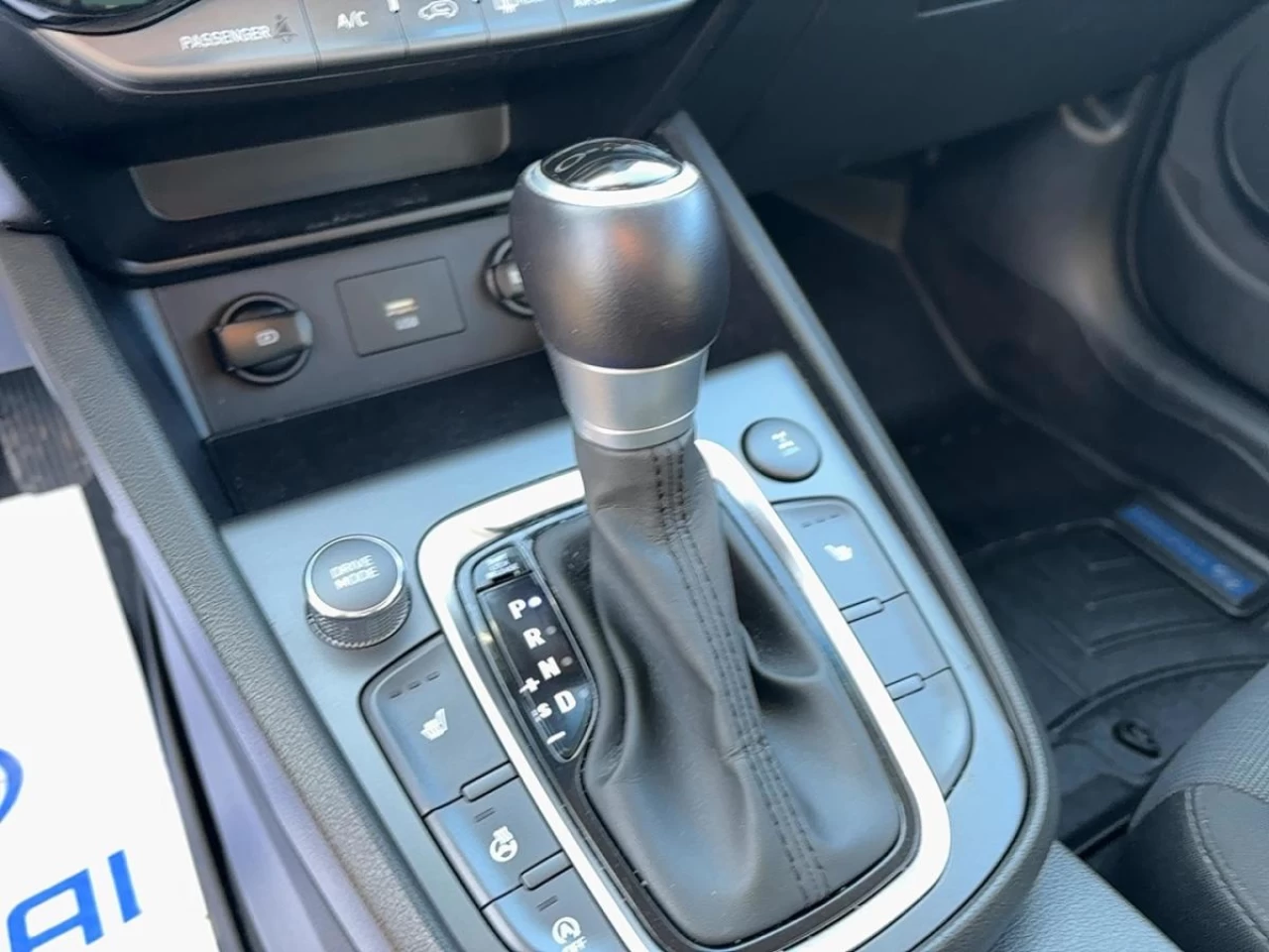 2022 Hyundai Kona
                                                    2.0L Preferred AWD Main Image