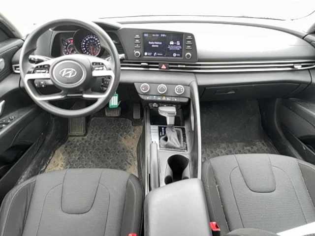 Hyundai Elantra Essential IVT 2023