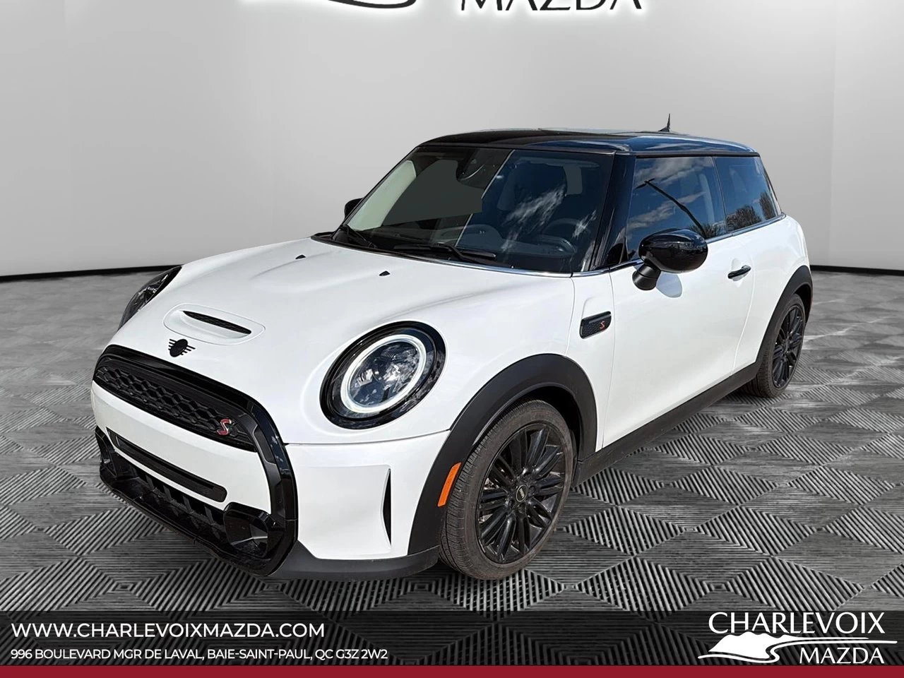 2023 MINI 3 Door Cooper S Image principale