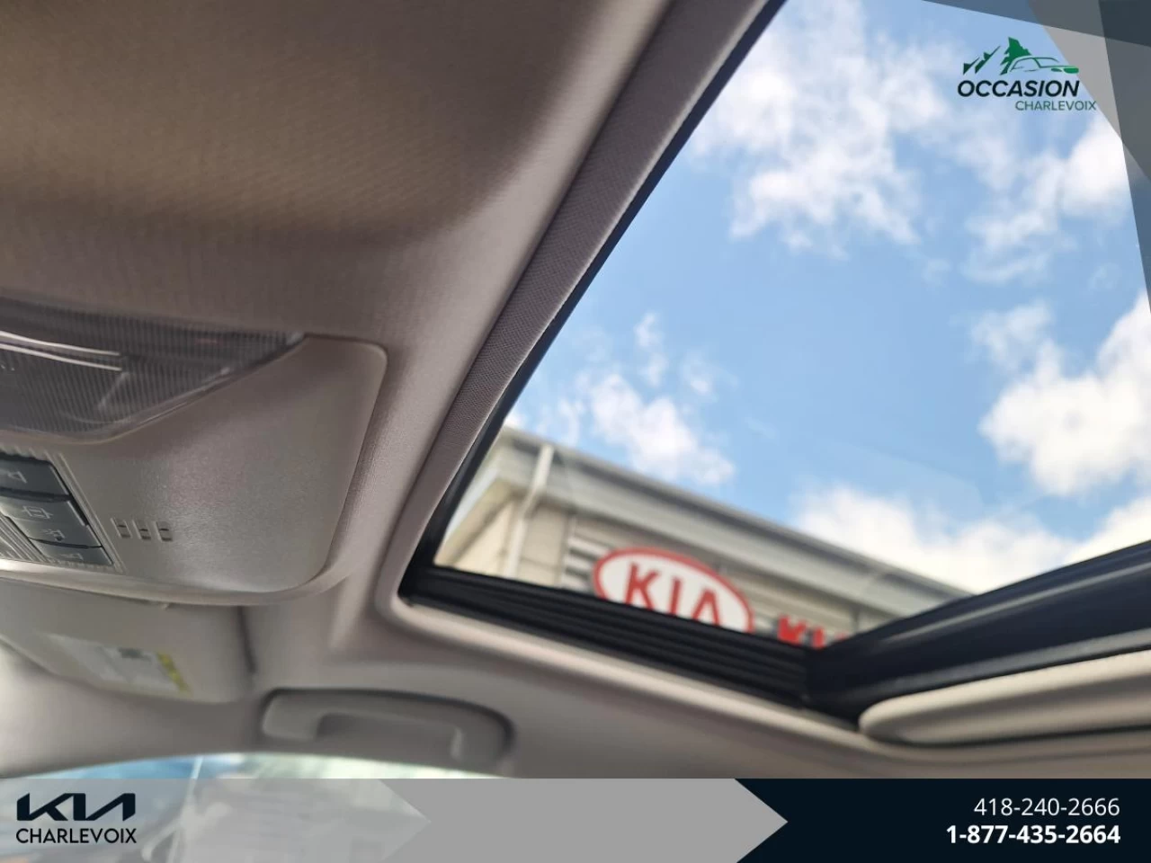 2019 Toyota RAV4 FWD XLE Image principale