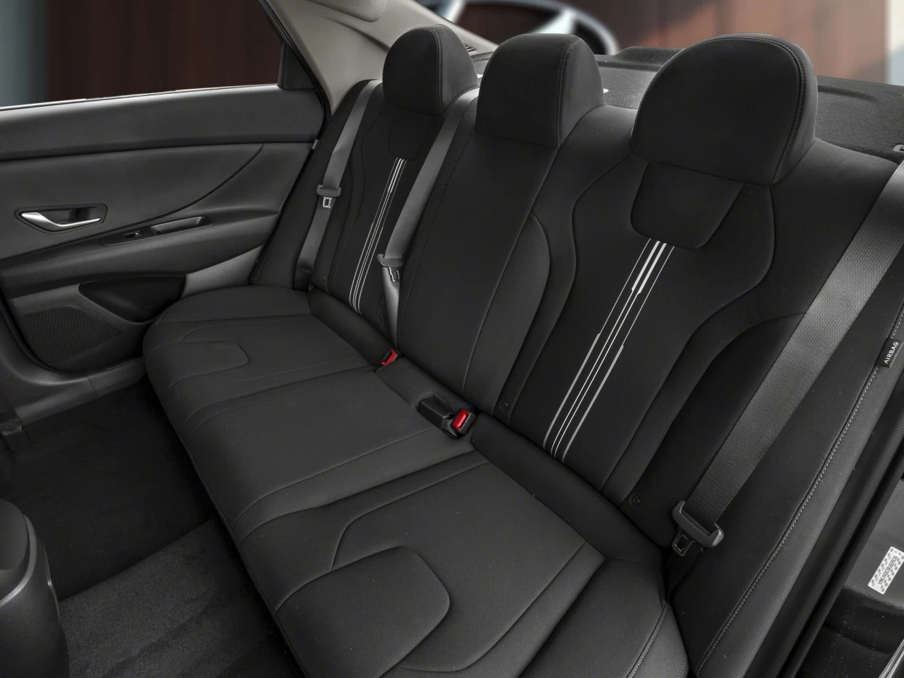 2025 Hyundai Elantra Preferred Image principale