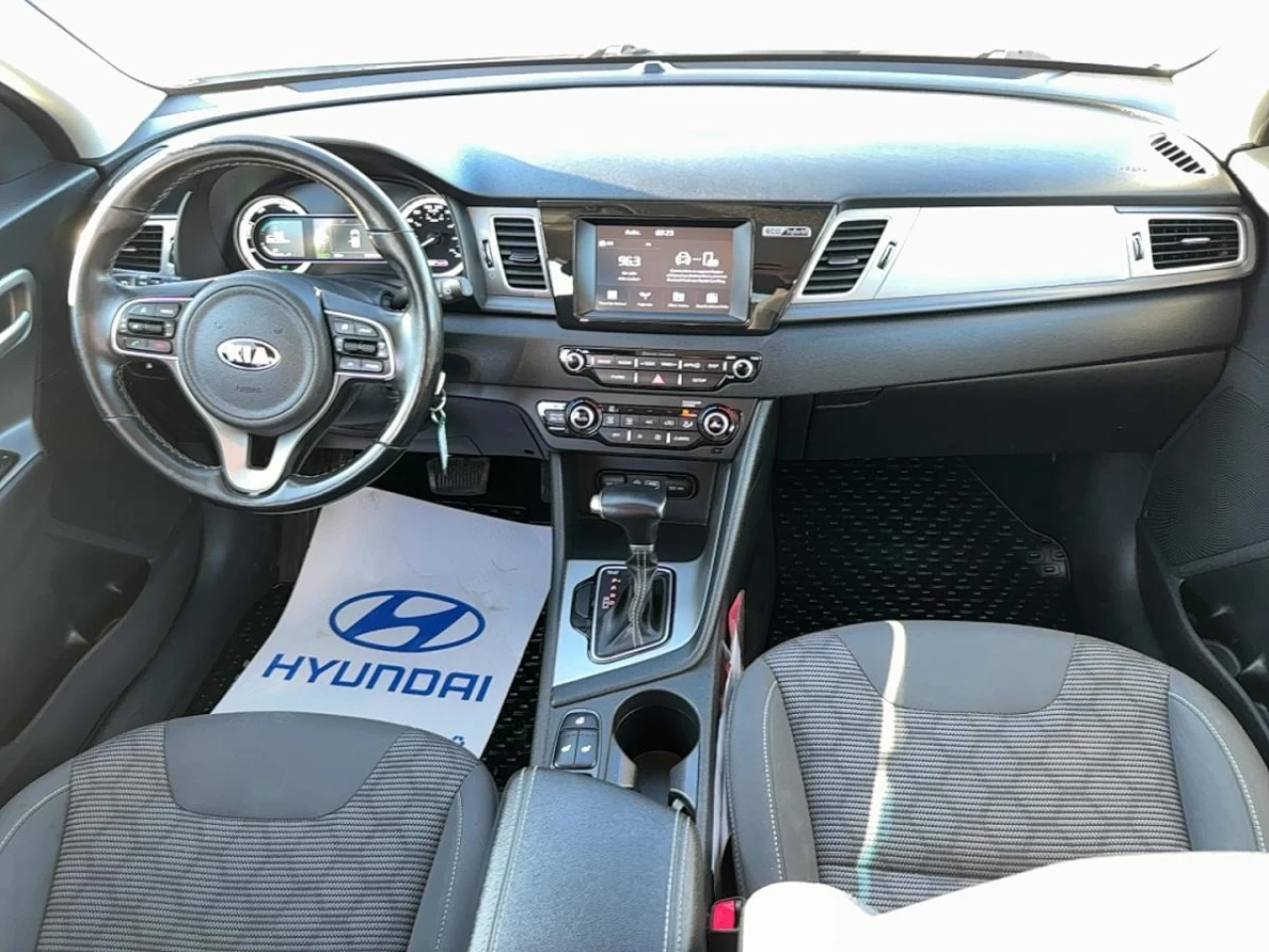 2019 Kia Niro L FWD Image principale