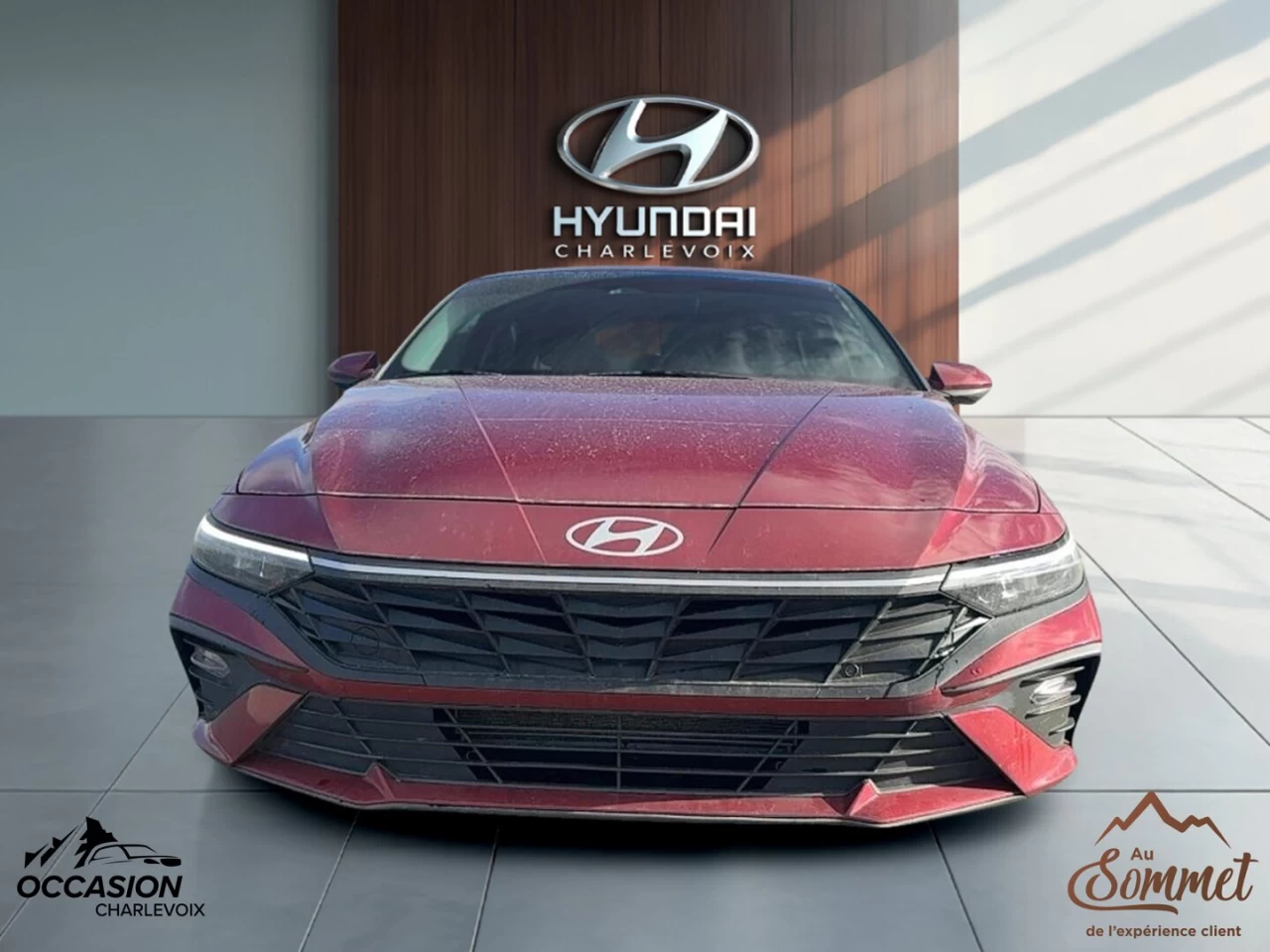 2024 Hyundai Elantra Preferred IVT Main Image