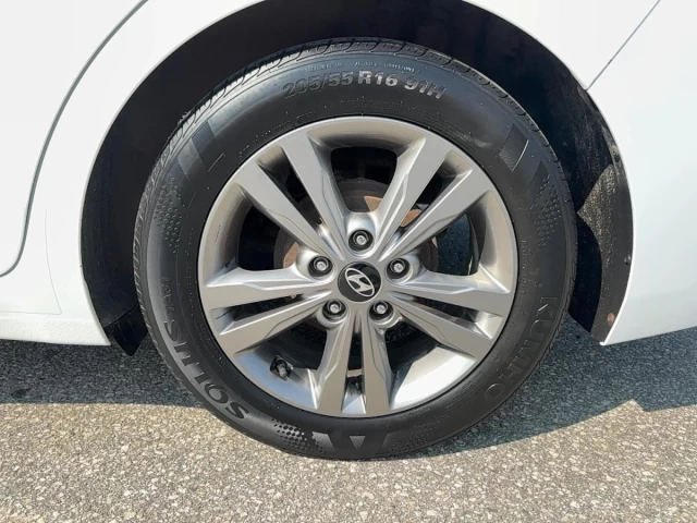 Hyundai Elantra GLS Auto 2018