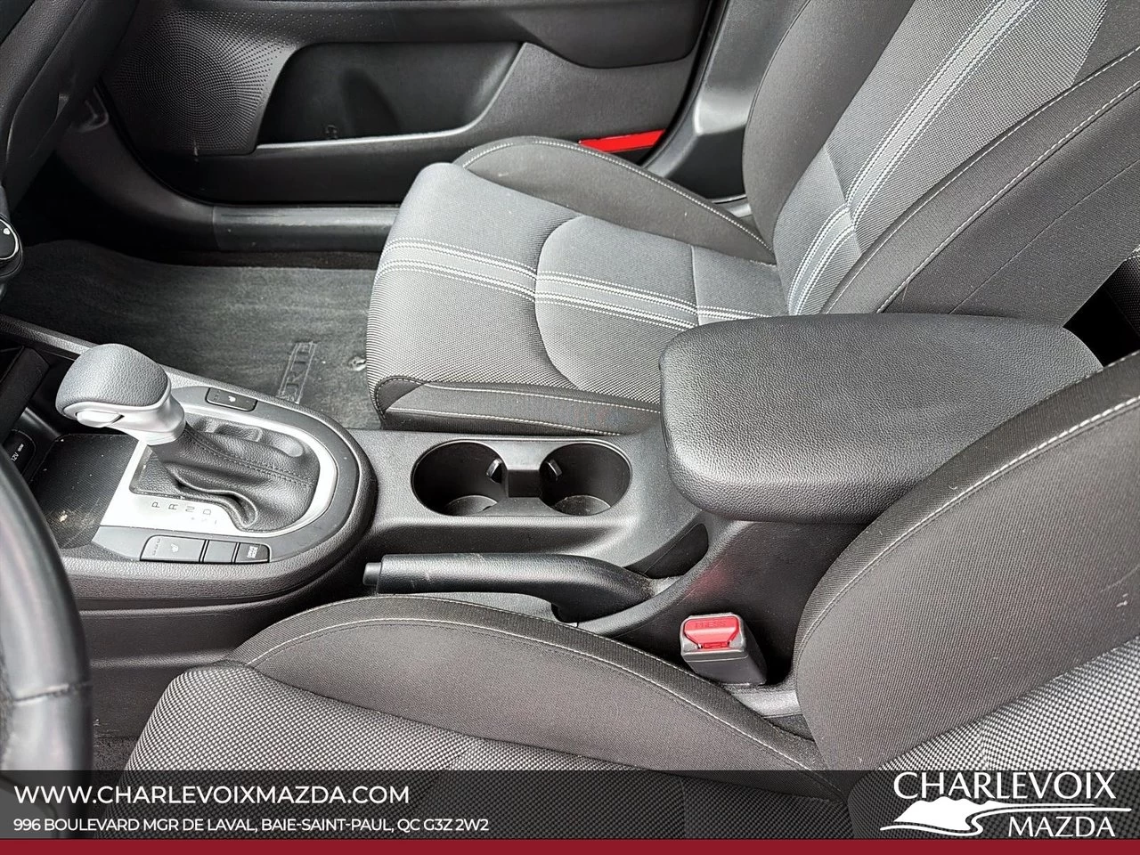 2023 Kia Forte LX Image principale