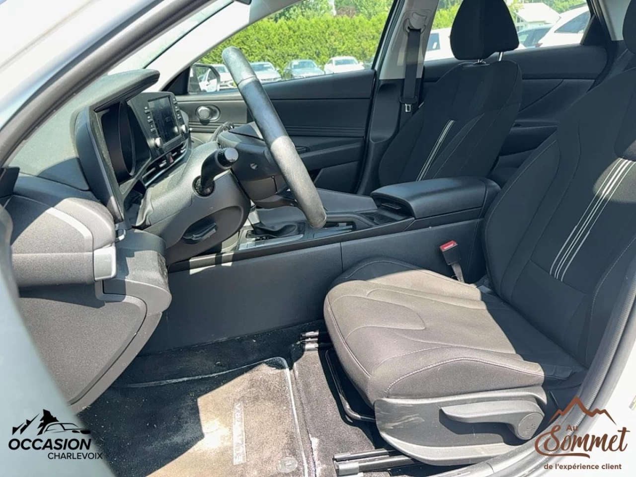 2023 Hyundai Elantra Preferred IVT Image principale
