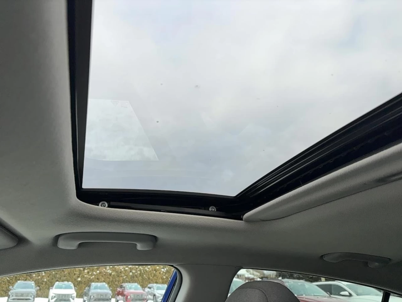 2021 Hyundai IONIQ Hybrid Preferred Hatchback Image principale