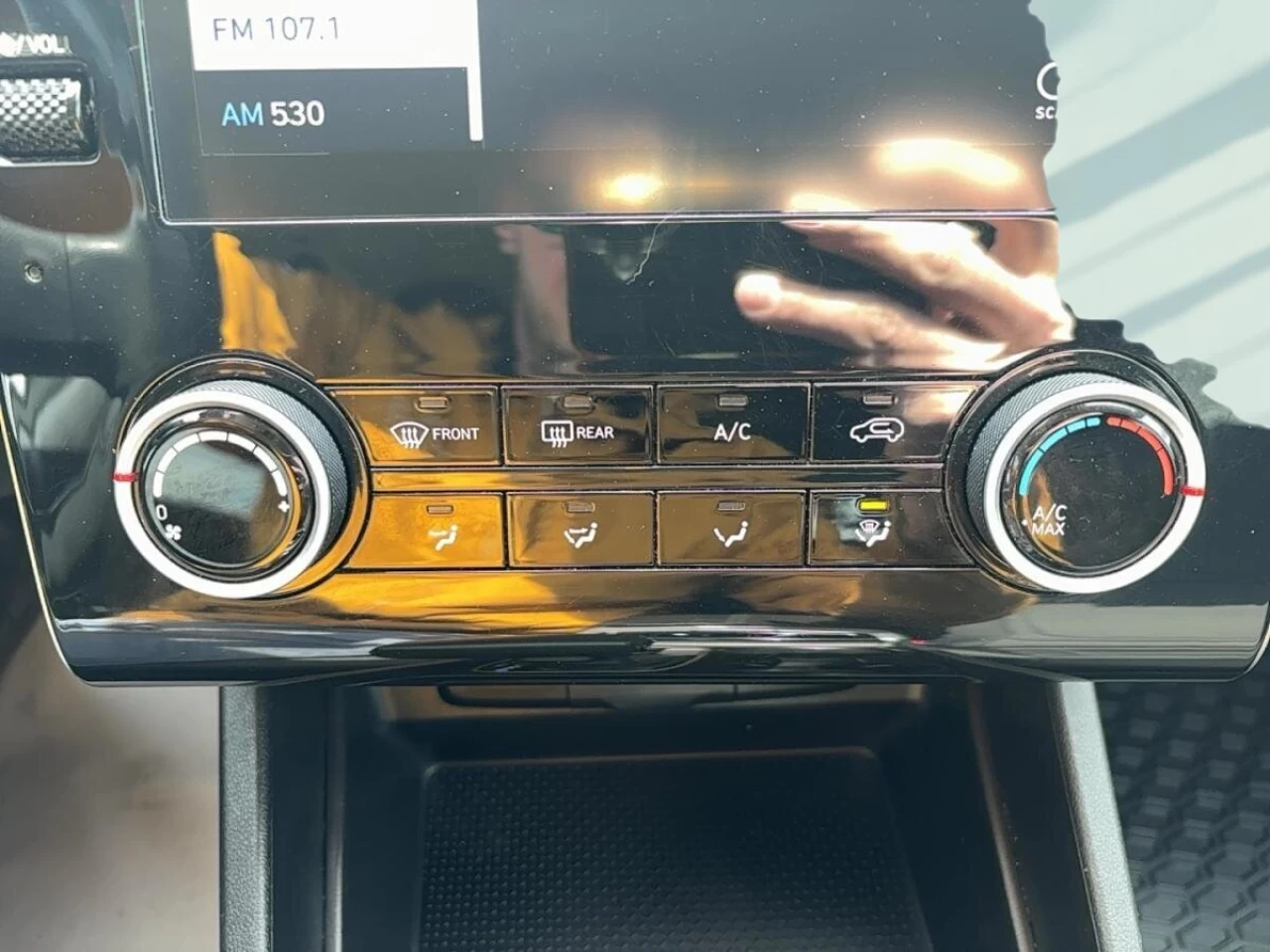 2022 Hyundai Tucson
                                                    Essential AWD Image principale