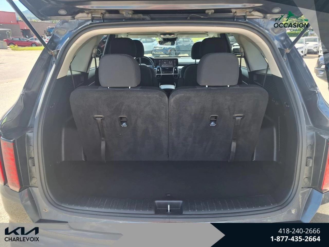 2023 Kia Sorento LX AWD Main Image