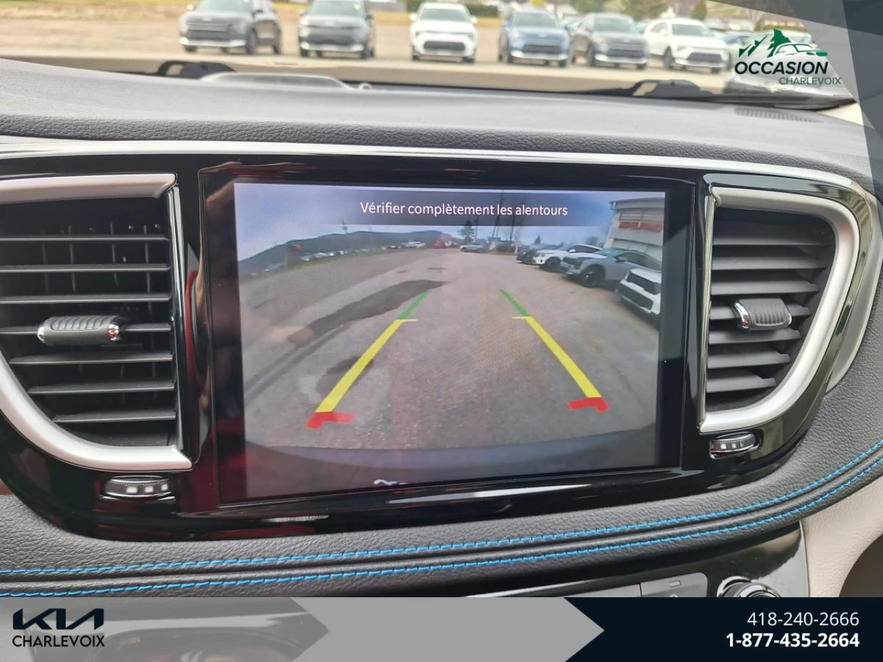 2021 Chrysler Pacifica Plug-In Hybrid Touring 2WD Image principale