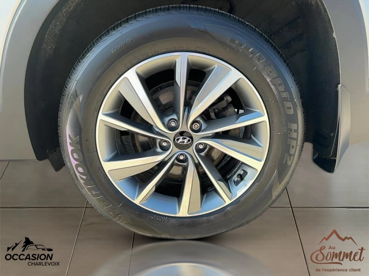 2020 Hyundai Santa Fe
                                                    2.4L Preferred AWD Image principale