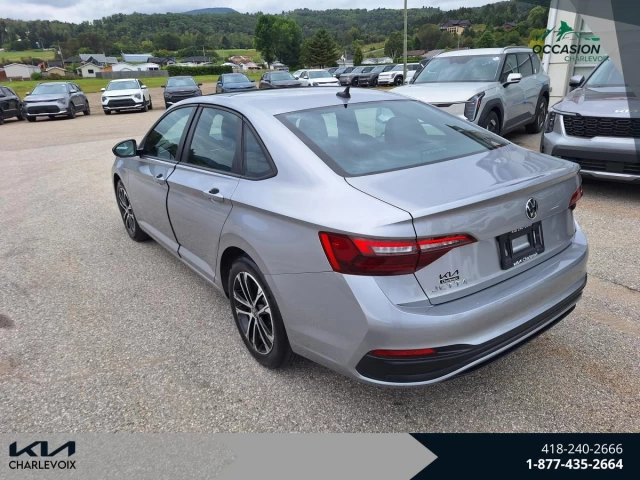 Volkswagen Jetta Comfortline Auto 2022