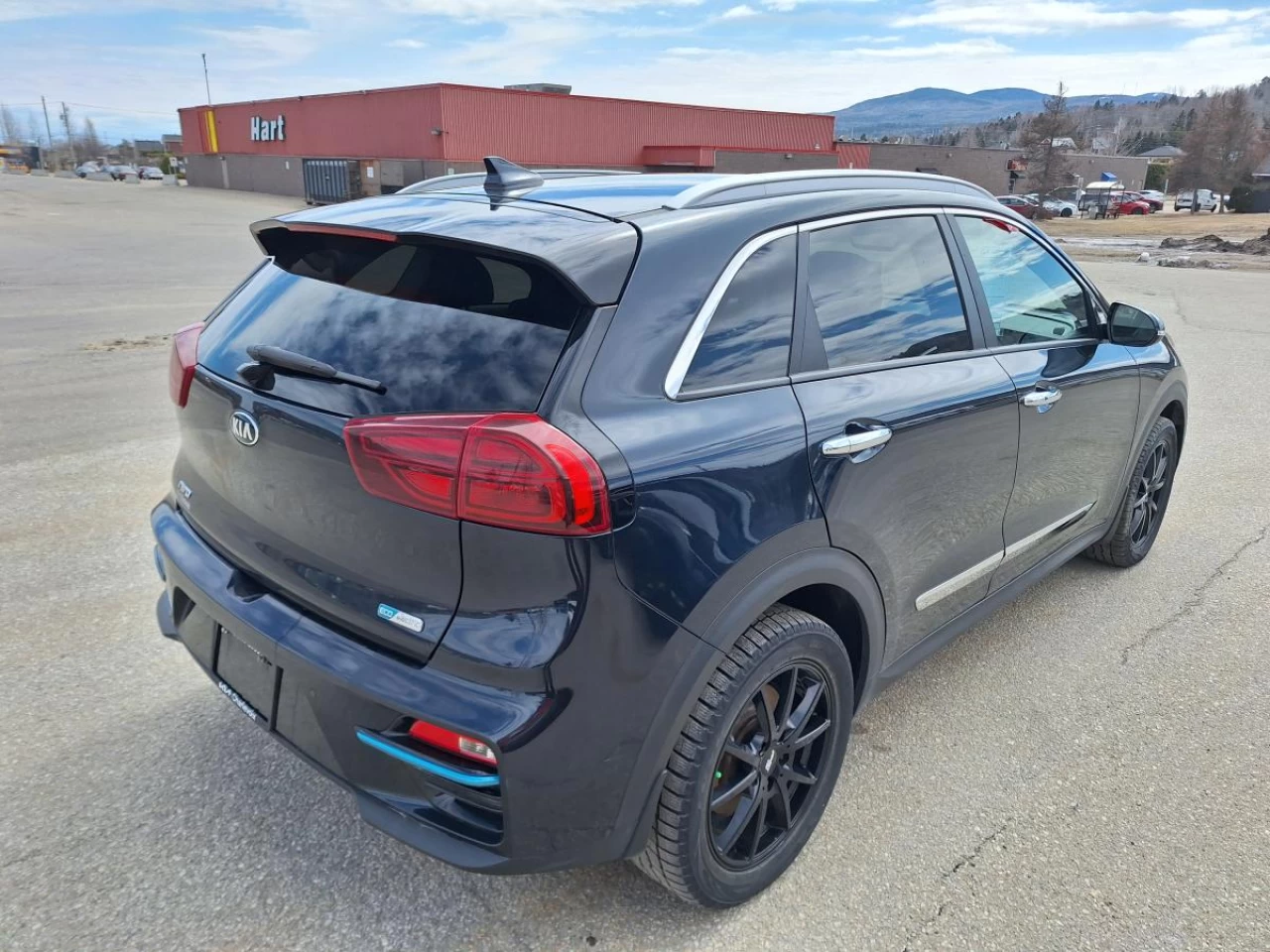 2020 Kia Niro SX Touring FWD Main Image