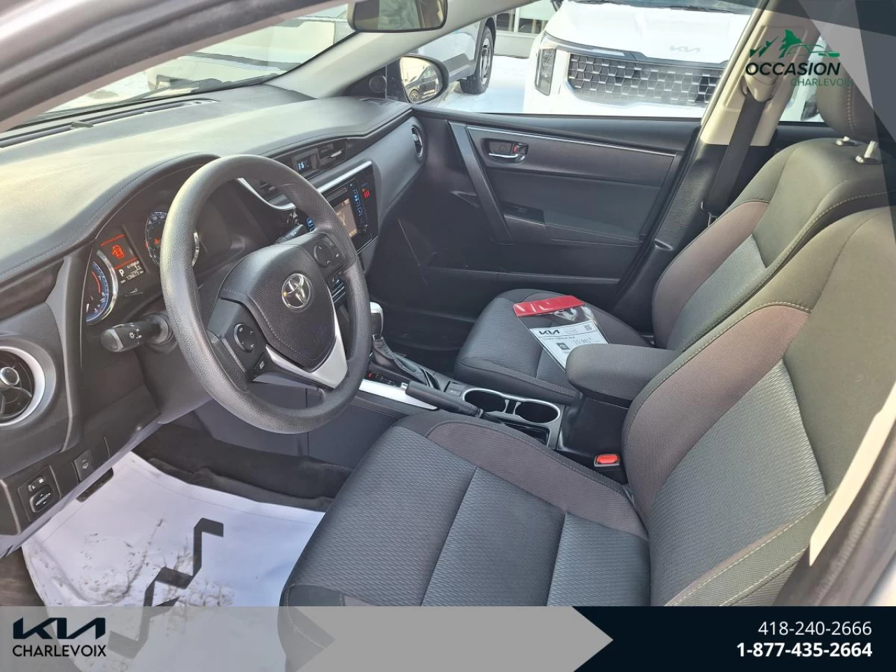 2018 Toyota Corolla LE Image principale