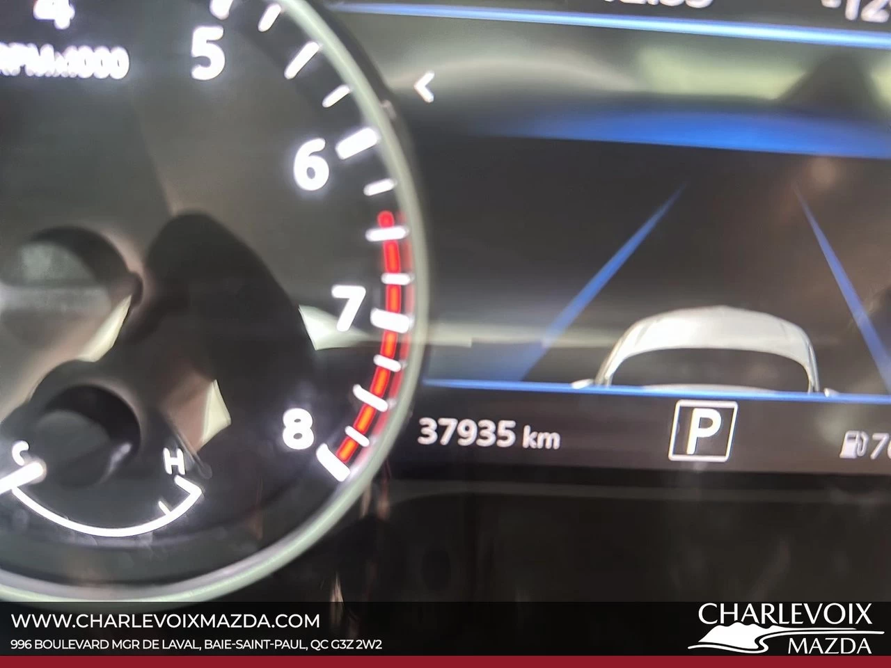 2023 Nissan Sentra SR Main Image