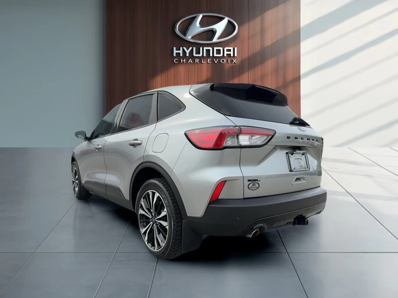 2022 Ford Escape SEL AWD Main Image