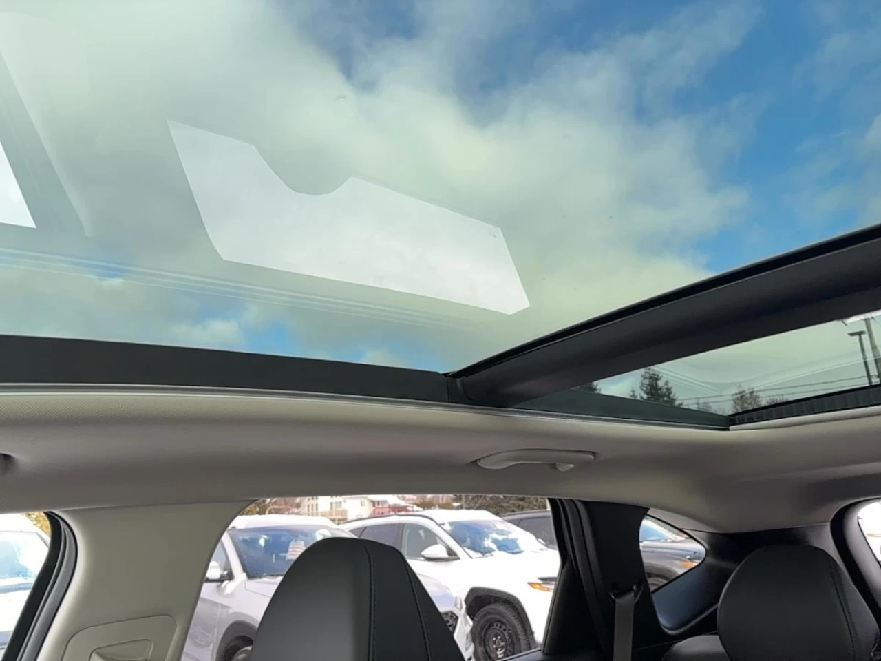 2024 Hyundai Tucson Luxury AWD Main Image