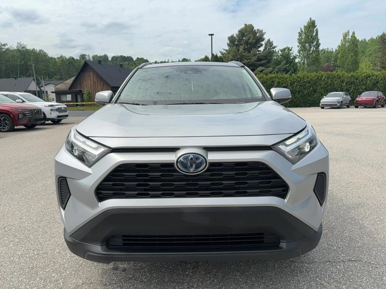 2023 Toyota RAV4 XLE AWD Image principale