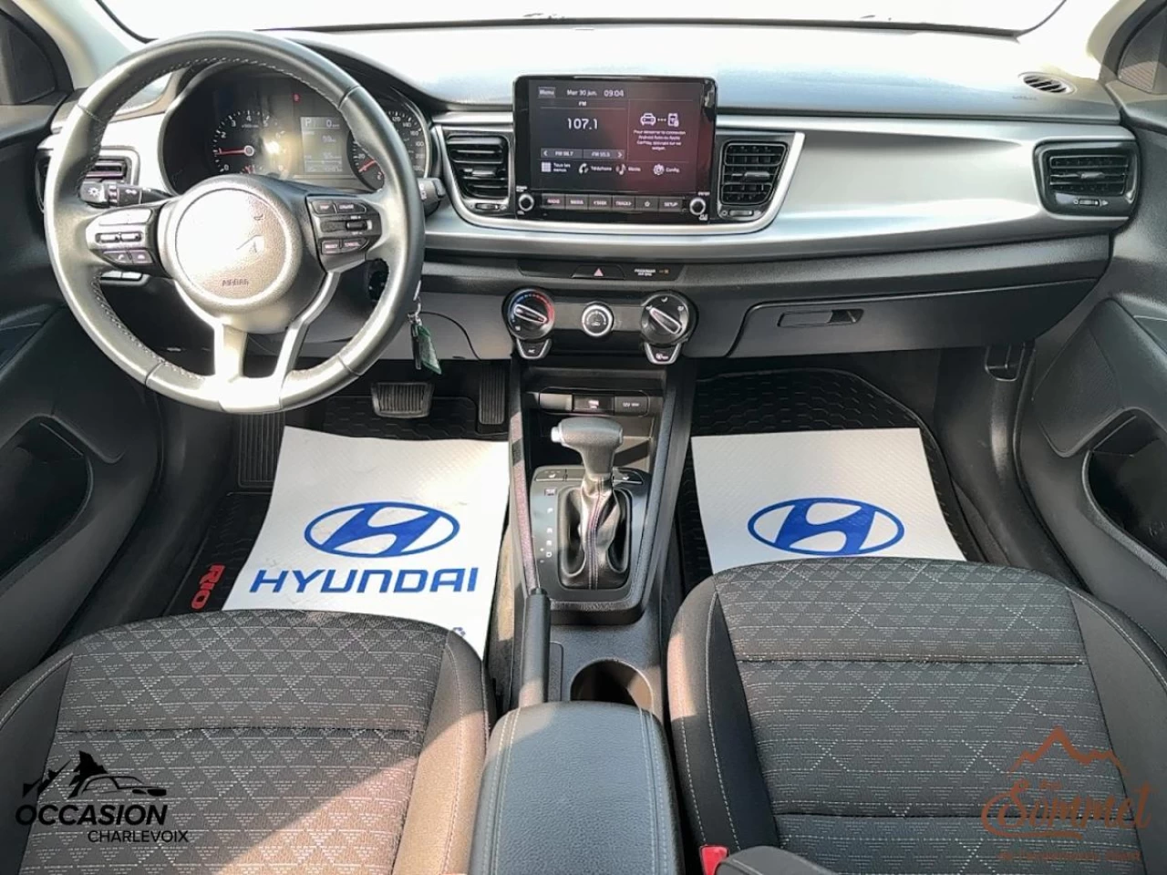 2022 Kia Rio5
                                                    LX+ IVT Image principale